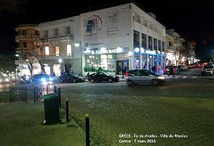 230- Rhodes ville et port d'honneur